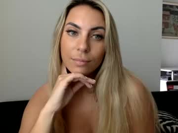 Naked cam girl ariannakartel image #615550