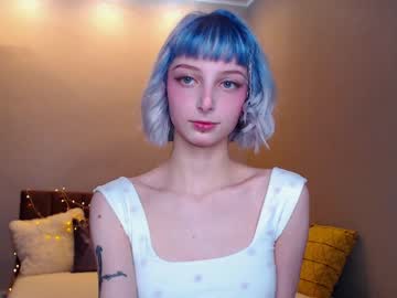 Naked cam girl lit1le_kitty_ image #806484