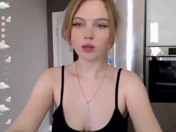 Naked cam girl small_blondee image #2121885