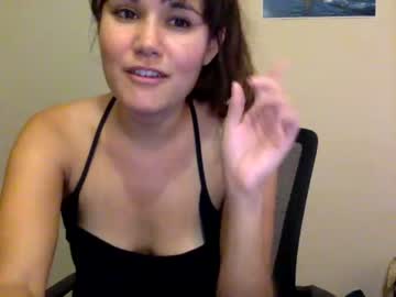 Naked cam girl ericarae91 image #2484935