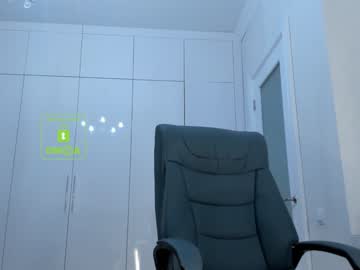 Naked cam girl lee_yoona image #643922