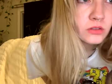 Naked cam girl xalyxcatx image #3956324