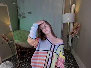 Naked cam girl zlata_luna image #449687