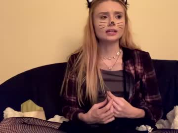Naked cam girl princesshannnnn image #366985