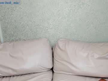 Naked cam girl bush_mia image #2960216