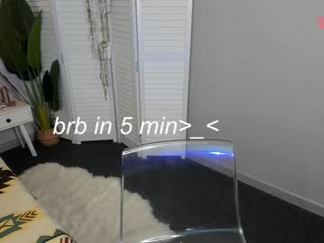 Naked cam girl y_u_m_i_k_a image #3176524