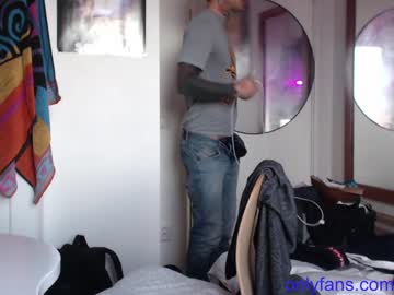 Naked cam man sonic12_12 image #706271