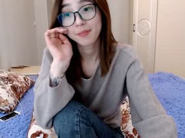 Naked cam girl ari_willow image #3234430