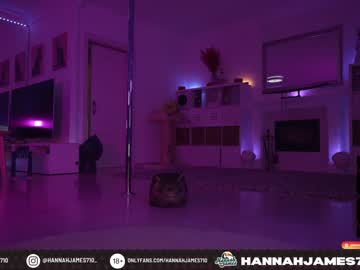 Naked cam girl hannahjames710 image #3043522