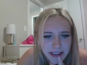 Naked cam girl winewitch69 image #3939440