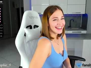 Naked cam girl sophie_5 image #2966720