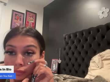 okolivia naked cam