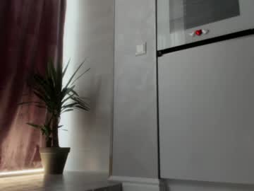 Naked cam girl meryfoxxx image #2049476