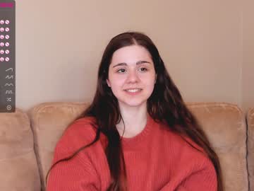 Naked cam girl ainaschavell image #1928101