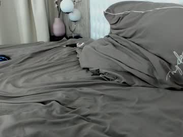 Naked cam girl tia__moon image #133191