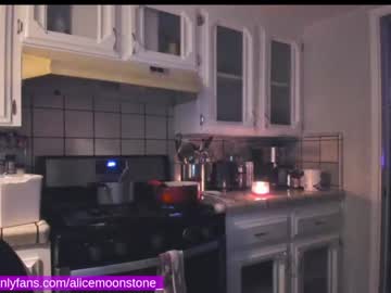 Naked cam girl alice_moonstone image #1682735
