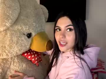 lilycruzvip naked cam