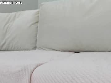 Naked cam couple swanprincess image #1320659