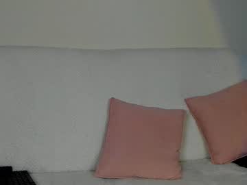 Naked cam girl aria_diaz image #3093454
