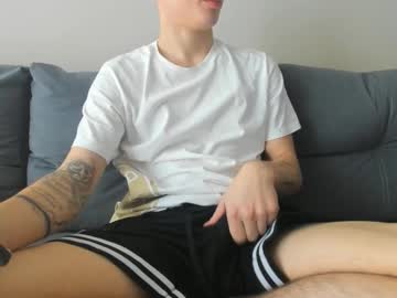 greaddyy naked cam