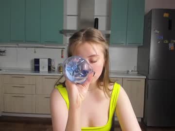 Naked cam girl 1_girl_ image #1503560