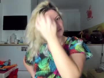 Naked cam girl kiradivine image #3056452