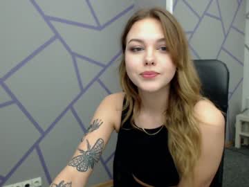 Naked cam girl carmel_carmen image #1785049