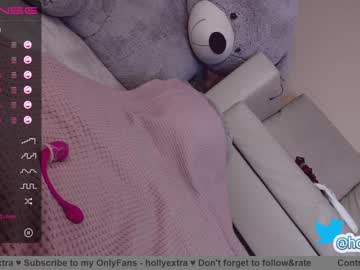 Naked cam girl hollyextra image #319575