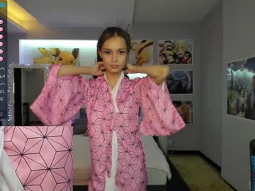 Naked cam girl miya_kimmi image #1737650
