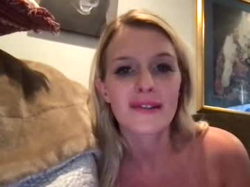 Naked cam couple innocentprincess94 image #2453781