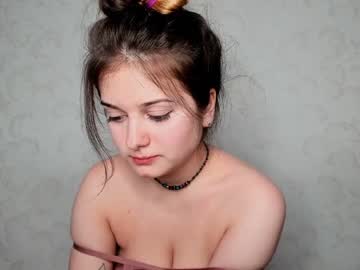 Naked cam girl oladushek18 image #3816504