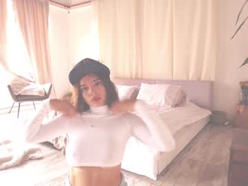 Naked cam girl kendalltyler image #2389075