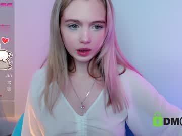 Naked cam girl small_blondee image #3362225