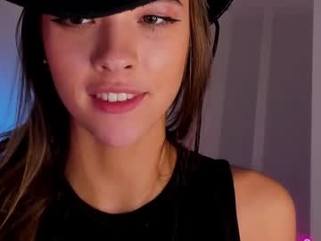 Naked cam girl _demi_dee_ image #2212758