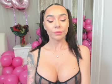 Naked cam girl squirtbetty image #1813917
