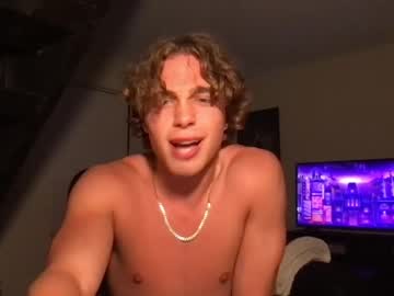Naked cam couple prettiboiflacko image #2191228