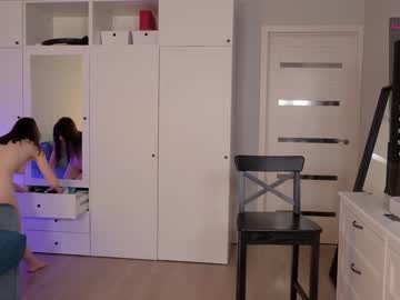 Naked cam girl _blackbee_ image #1341901