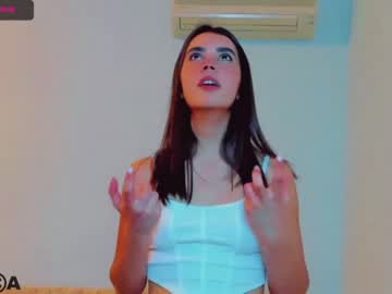 Naked cam girl nika_la image #1102713