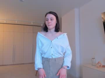 Naked cam girl megancooks image #3907651
