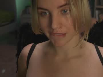 Naked cam girl marmelado_babe image #2751714