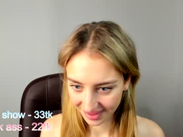 Naked cam girl lexa_coy image #3548993