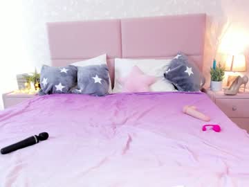 Naked cam girl stella_francess image #2285978