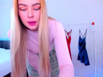 Naked cam girl 8a8y_nura image #3718774
