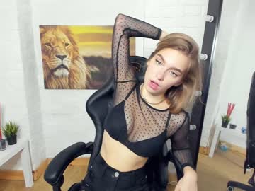 Naked cam girl baby_girl_malina image #26767