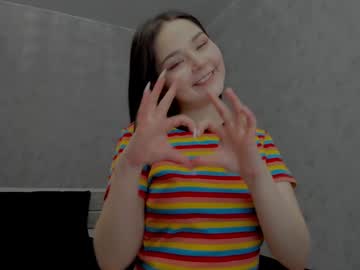 Naked cam girl kikirasparkle image #4070118