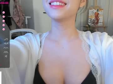 Naked cam girl hee_jin image #3593031