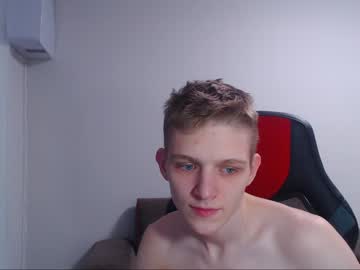 Naked cam man mark_win_ image #404354
