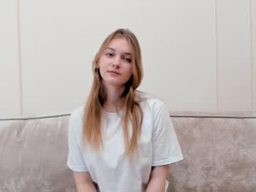 Naked cam girl hi_hru_bb image #3987416