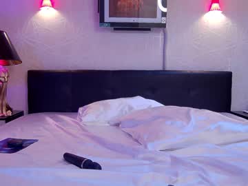 Naked cam girl immature_babyy image #1374206