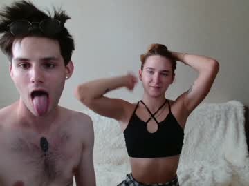 Naked cam couple lui_and_jasmin image #2141862